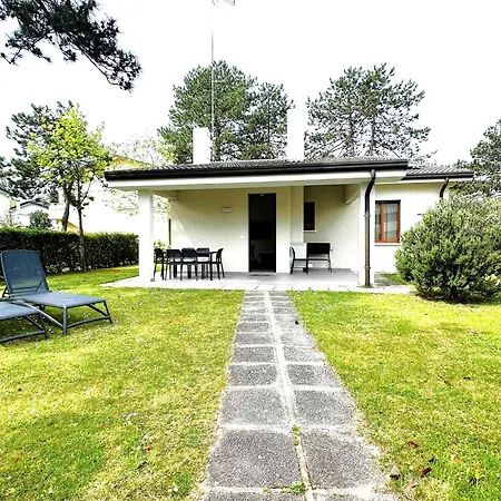 With Shared Pools And Garden