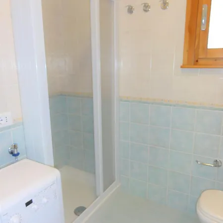 וילה With Shared Pools And Garden