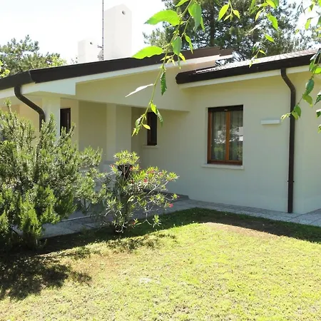 With Shared Pools And Garden *