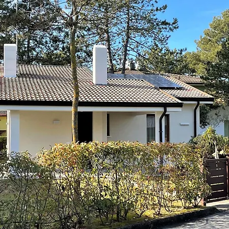 With Shared Pools And Garden ביביונה